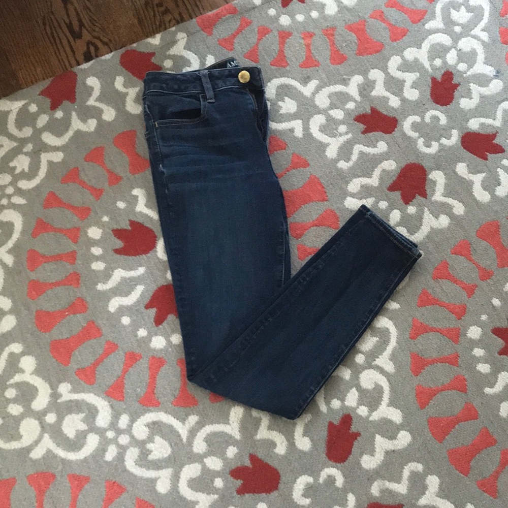 American eagle skinny jeans size four